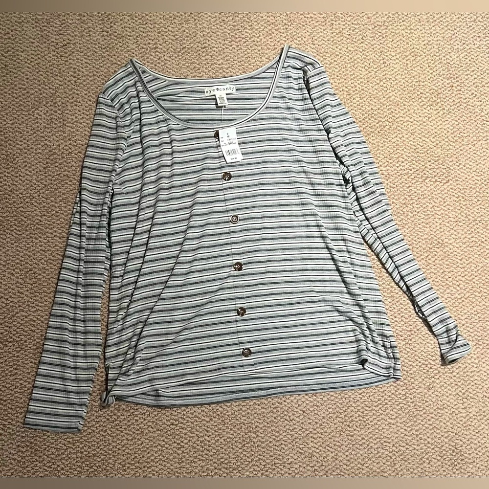 Eye Candy Long Sleeved Shirt
Size: 2X